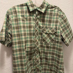Magellan Outdoors Men's Casual Green Plaid Shirt Size M